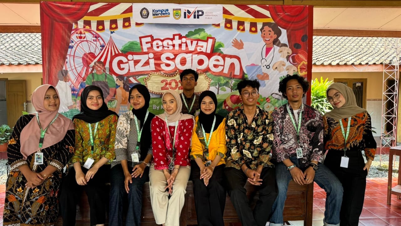 Pendekatan “Terselubung” pada Masyarakat untuk Peningkatan Kesadaran Tentang Pola Hidup Sehat Melalui Festival Gizi Sapen